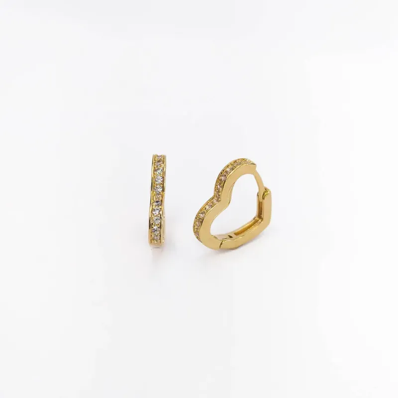 Argolinha de Coração Cravejada Banhada a Ouro 18k 16mm