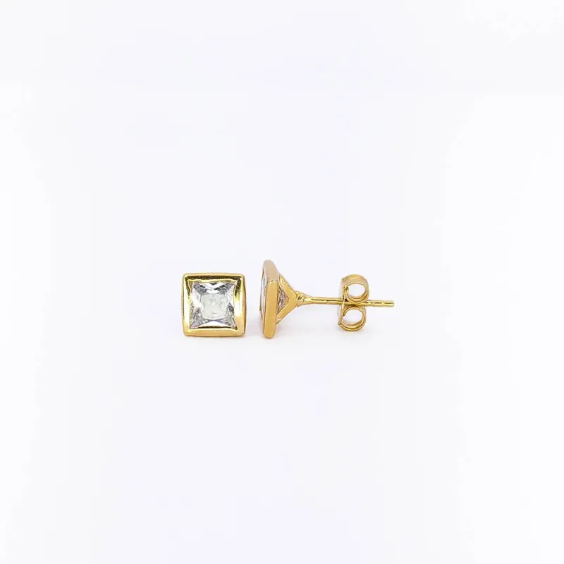 Brinco Ponto de Luz Quadrado Banhado a Ouro 18k 6mm
