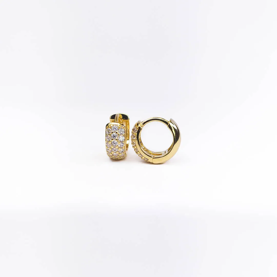 Argolinha Grossa 3 Fileiras Zircônias Cravejadas Banhada A Ouro 18K 8mm
