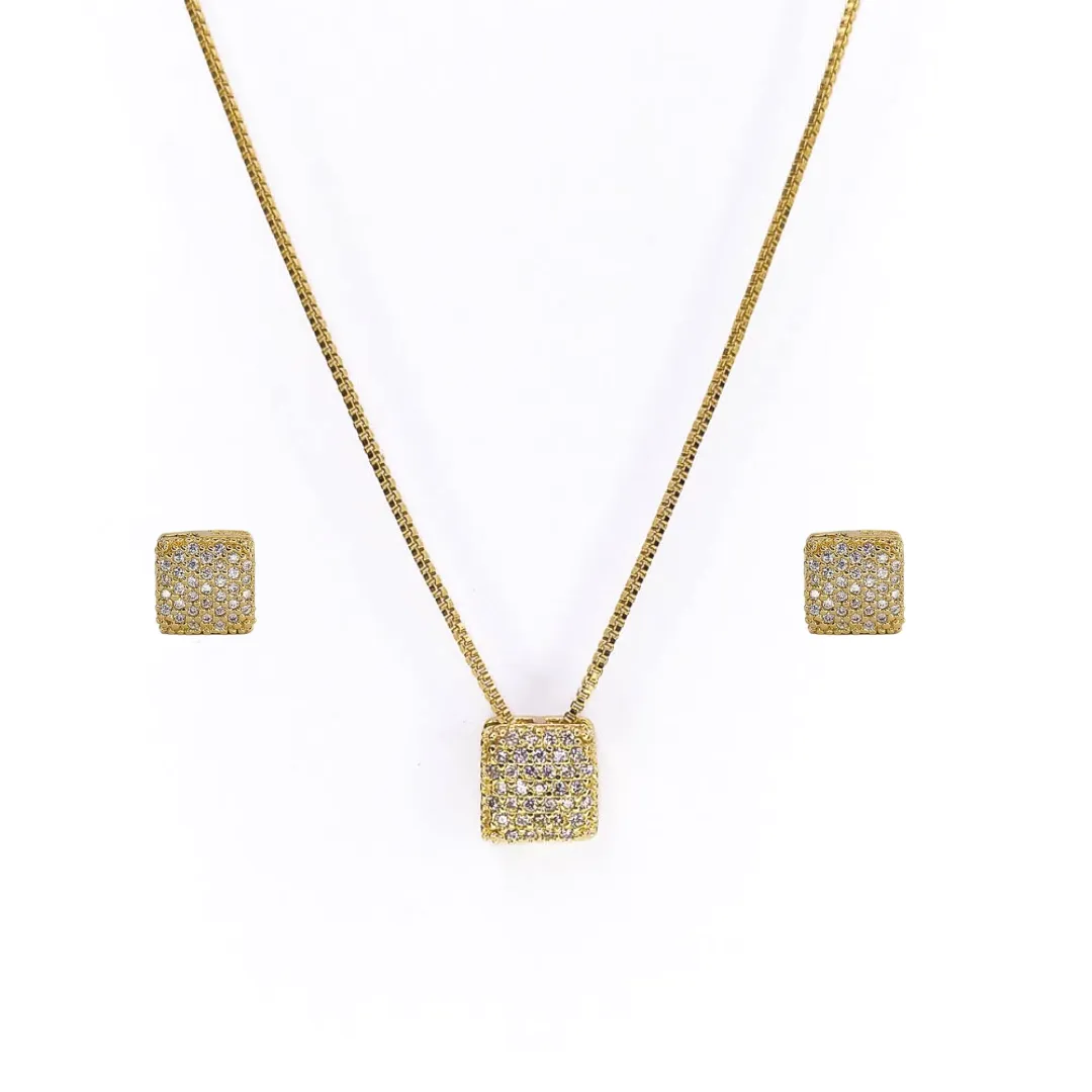 Conjunto Colar e Brinco Quadrado Cravejado Banhado a Ouro 18k